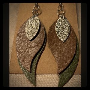 Genuine leather handmade earrings with jewels